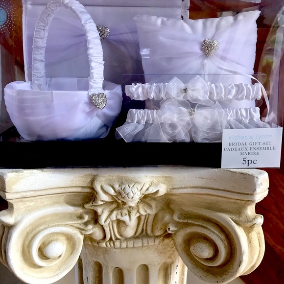 💎🎩5-pc Bridal Set🎩💎 - Picture 1 of 5